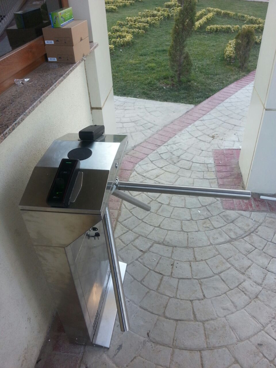 F16-ID Parmak İzi Kapı Kilidi Montaj Görüntüleri